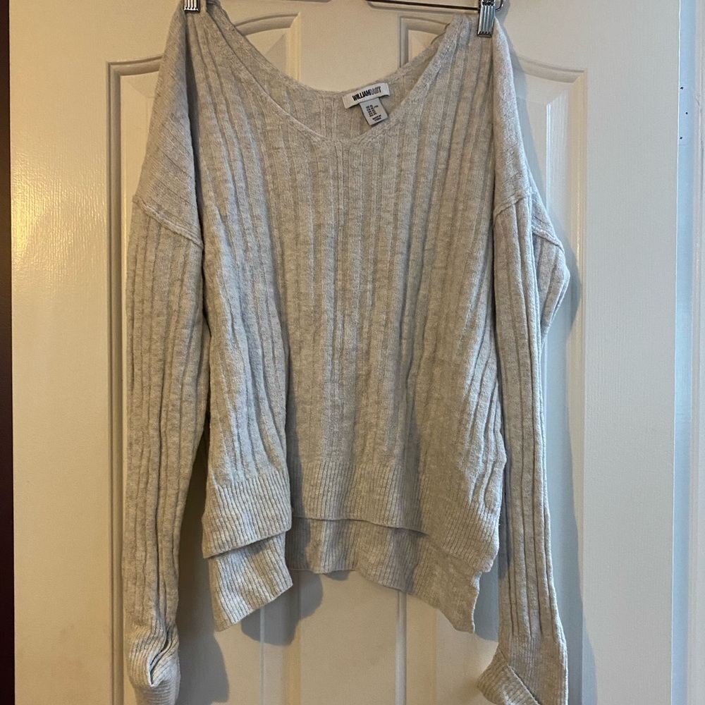 Grey sweater